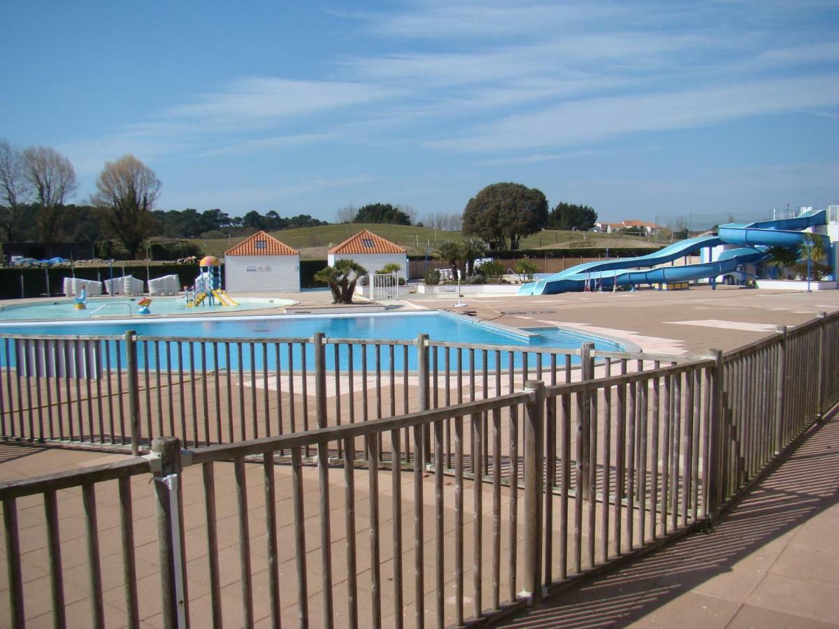 Ile Au Pre Vue Lac Et Golf Talmont-Saint-Hilaire Exterior photo