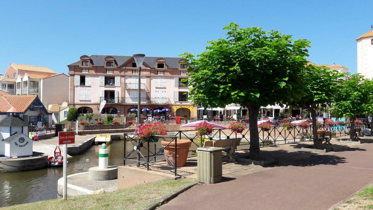 Ile Au Pre Vue Lac Et Golf Talmont-Saint-Hilaire Exterior photo